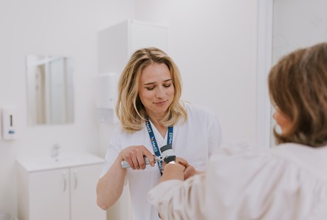 Nytt privat tilbud: Nå kan du bestille time direkte hos hudlege – uten henvisning!
